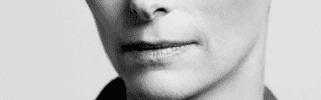 Lips A: Straight and narrow lips, sometimes described as 'thin-lipped'